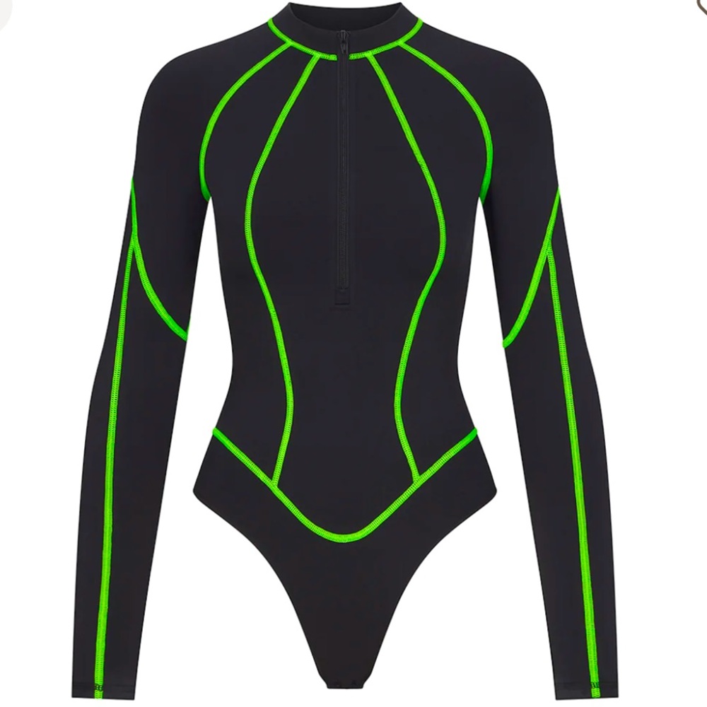 SKIMS MOCK NECK BODYSUIT MOTO CONTOUR